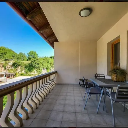 Nera-etwa 2 Kwatera prywatna *