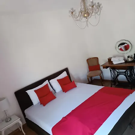 Alloggio in famiglia Nera-etwa 2 *